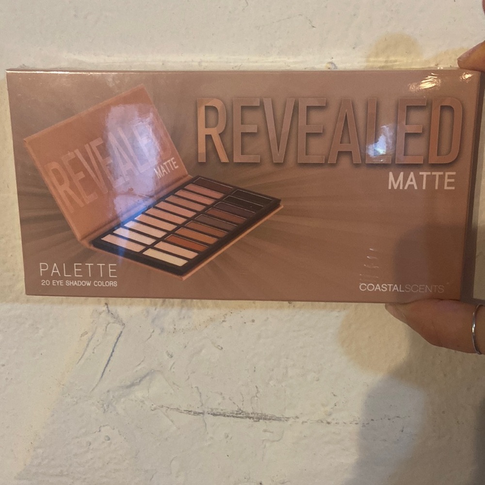 Coastal Scents Revealed Matte Palette